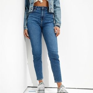 American eagle mom jeans
